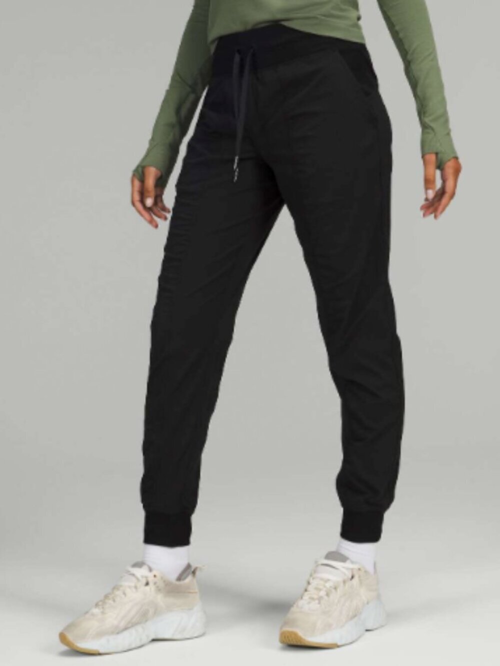 Lululemon Dance Studio Mid-Rise Jogger Black Athletic Pants Women's Size 14